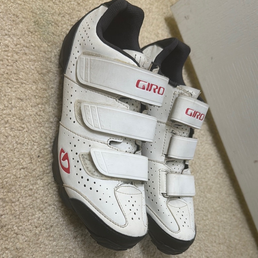Giro Riela R white mountain bike cycling shoes sz eu 40 us 8.5 uk 6.5